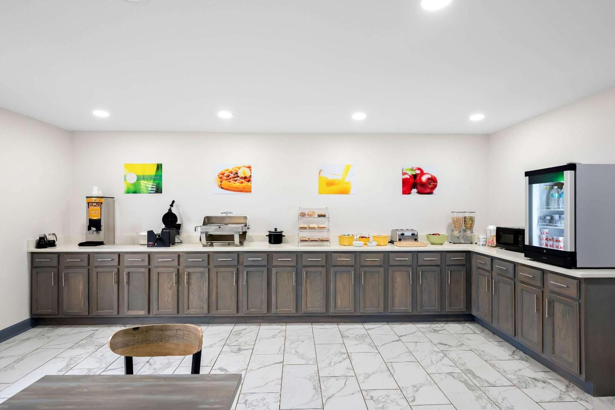 Quality Inn & Suites Monticello Esterno foto
