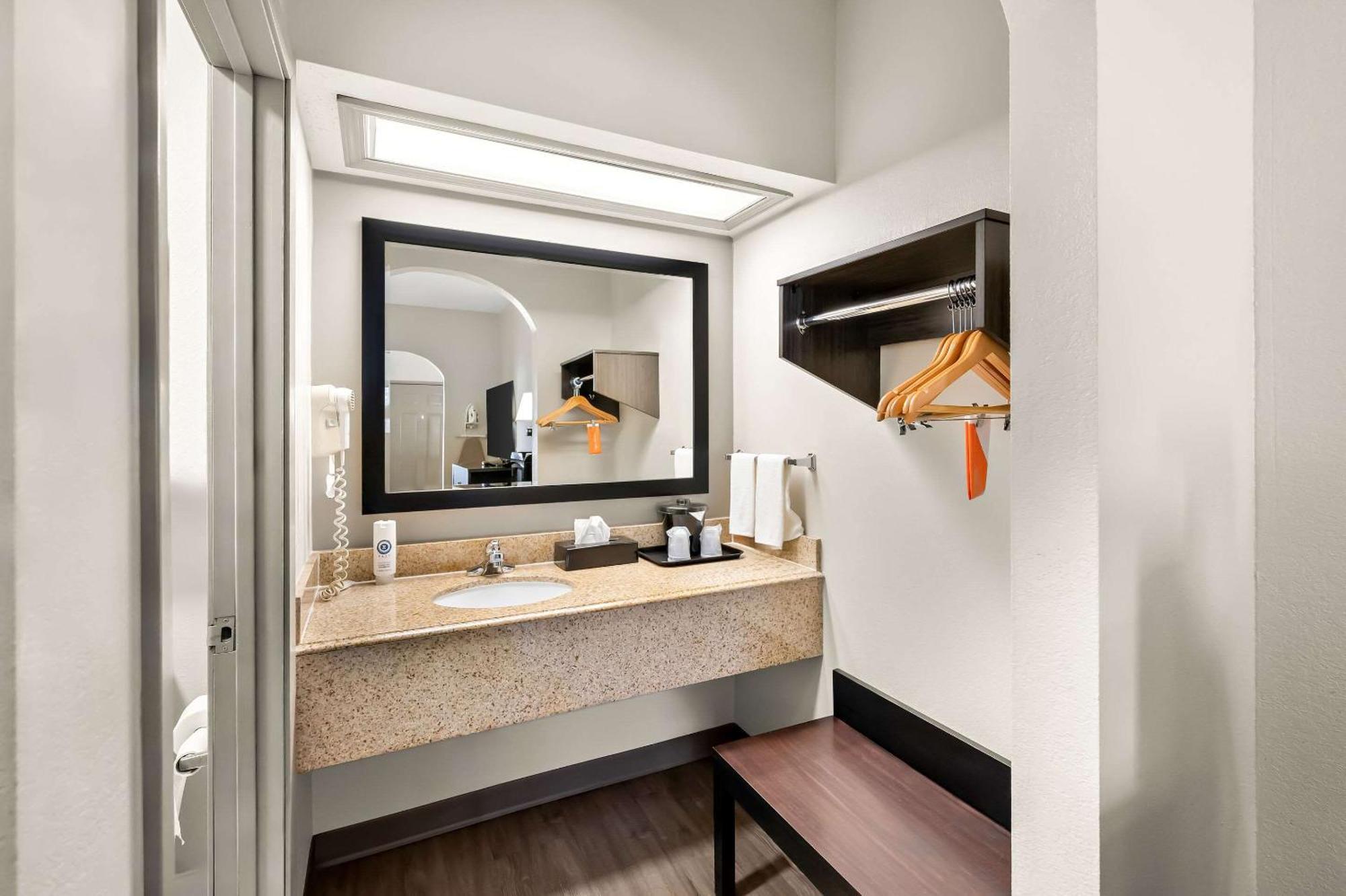 Quality Inn & Suites Monticello Esterno foto