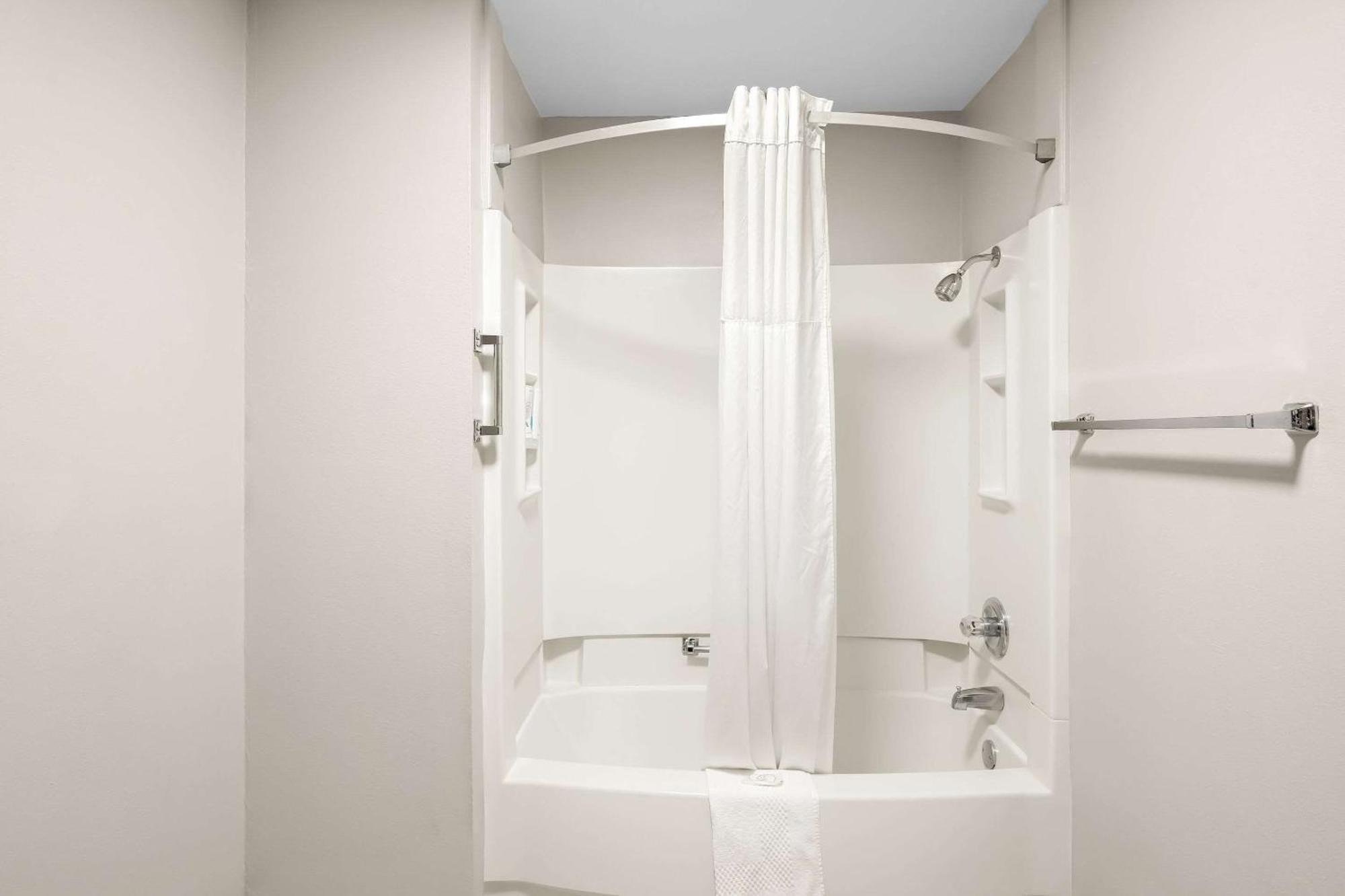 Quality Inn & Suites Monticello Esterno foto