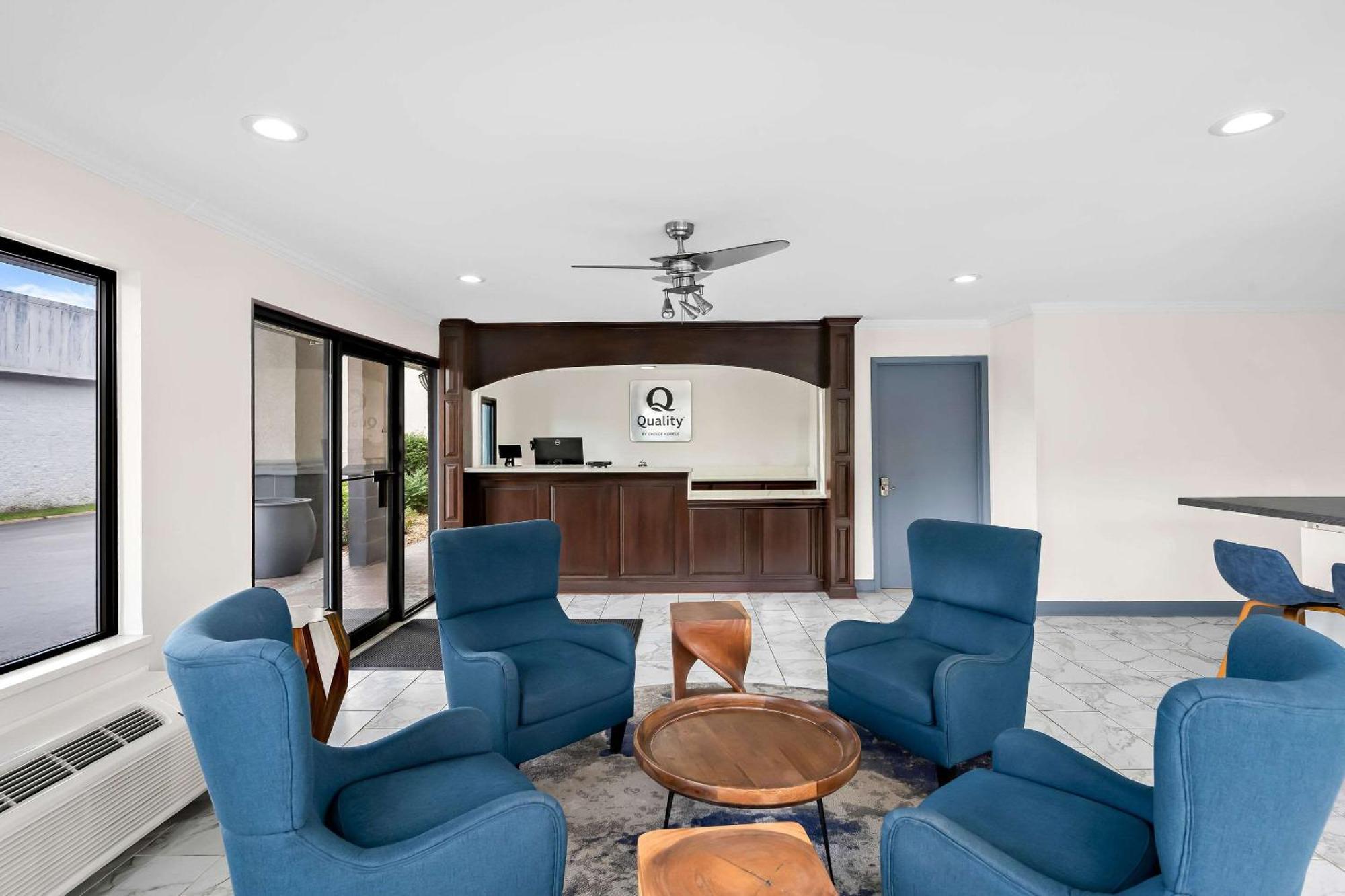 Quality Inn & Suites Monticello Esterno foto